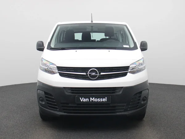 Opel Zafira Life (2020) — foto 23 van 34