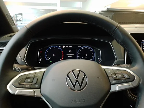 VOLKSWAGEN T-Cross (2025) — foto 7 van 22