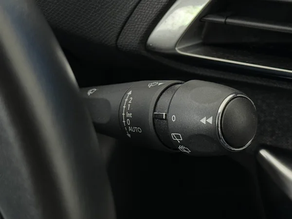PEUGEOT 3008 (2022) — foto 17 van 30
