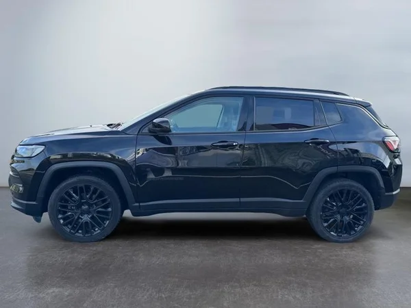 JEEP Compass (2023) — foto 27 van 31