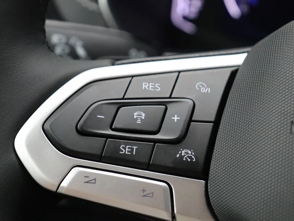 VOLKSWAGEN T-Cross (2025) — foto 14 van 17