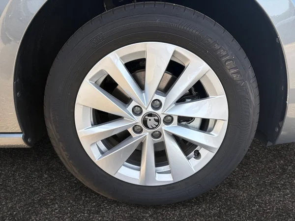 SKODA Scala (2026) — foto 7 van 20
