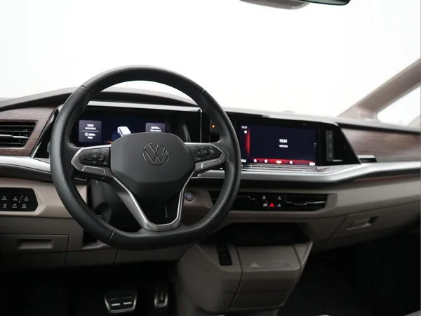 VOLKSWAGEN Multivan T7 Long eHybrid (PHEV) (2026) — foto 24 van 55