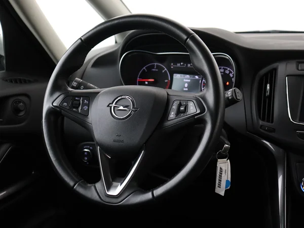 OPEL Zafira (2017) — foto 14 van 26