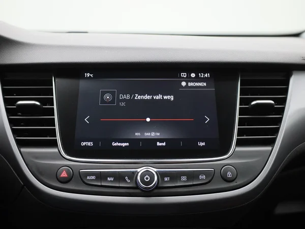 Opel Crossland (2021) — foto 13 van 36