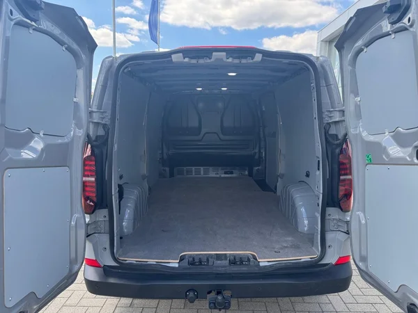 VOLKSWAGEN Transporter T7 30 Fou Lwb Dsl (2026) — foto 14 van 24