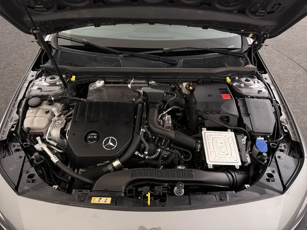 MERCEDES A 180 (2022) — foto 6 van 27