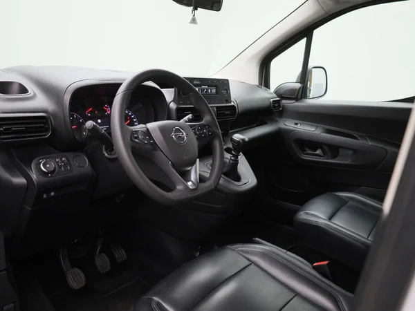 Opel Combo Life (2022) — foto 22 van 35