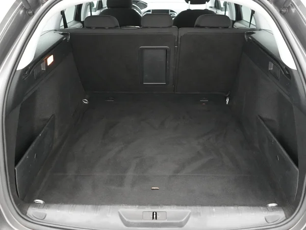 PEUGEOT 308 SW (2019) — foto 4 van 23