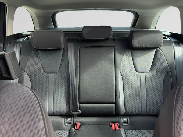 SKODA Octavia Combi (2024) — foto 7 van 22