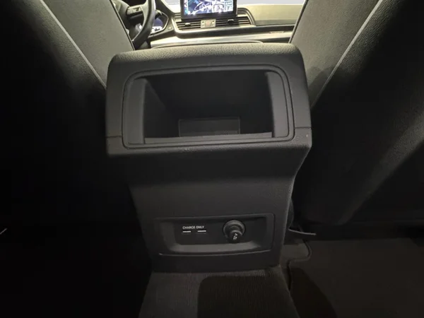AUDI Q5 Dsl (2021) — foto 11 van 24
