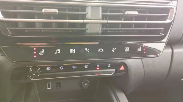 Citroen C5 Aircross (2024) — foto 8 van 16