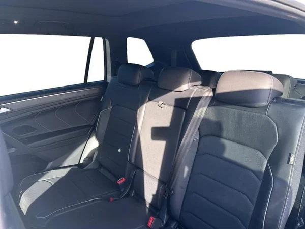 VOLKSWAGEN Tiguan Allspace Dsl (2022) — foto 4 van 35