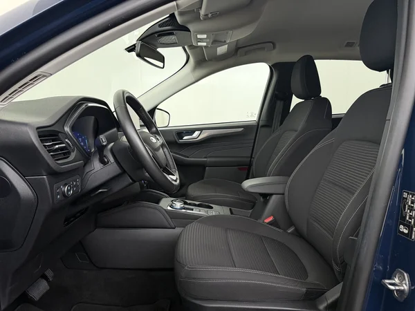 FORD Kuga (2023) — foto 2 van 34