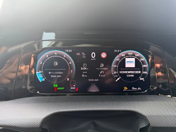 VOLKSWAGEN Golf VIII (2026) — foto 15 van 16
