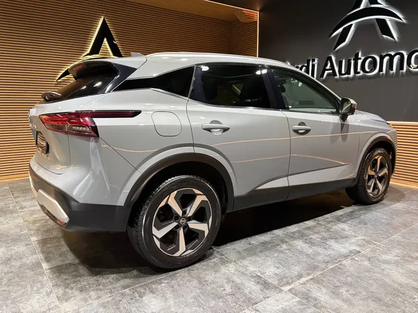 Nissan Qashqai (2021) — foto 18 van 26