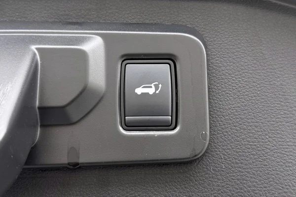 Renault Espace E-TECH (HEV) (2025) — foto 13 van 34