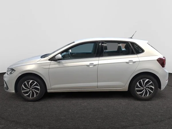 VOLKSWAGEN Polo (2024) — foto 12 van 23