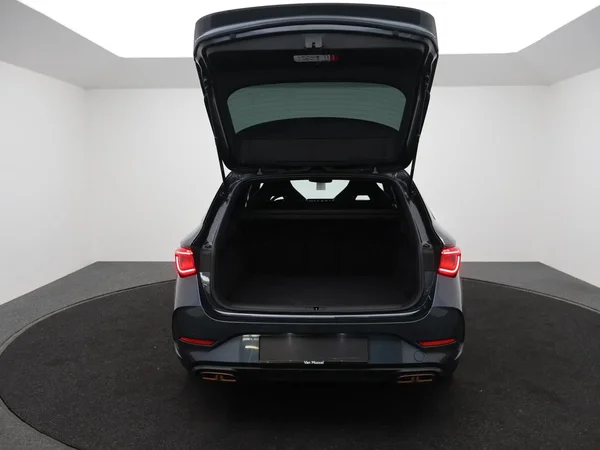 CUPRA Leon Sportstourer (2024) — foto 21 van 29