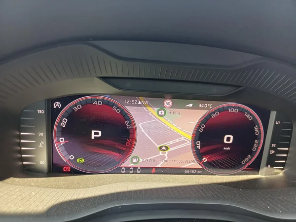 Škoda Kodiaq (2022) — foto 8 van 30