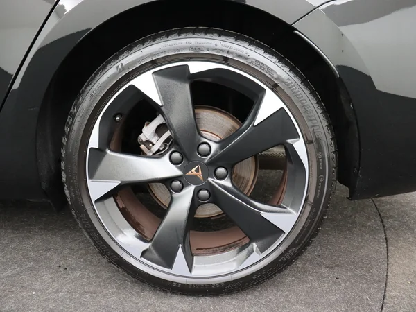CUPRA Leon (2024) — foto 7 van 26