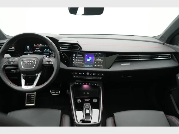 AUDI A3 Sedan (2025) — foto 24 van 33