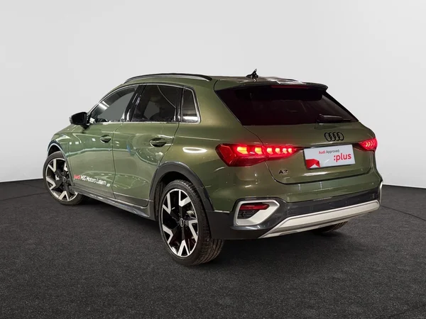 AUDI A3 Alltstreet (2024) — foto 23 van 32