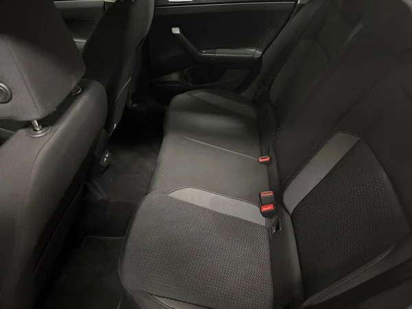 VOLKSWAGEN Taigo (2023) — foto 5 van 15