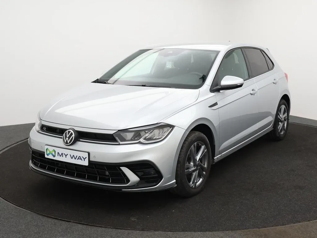VOLKSWAGEN Polo 1122_15415_2024