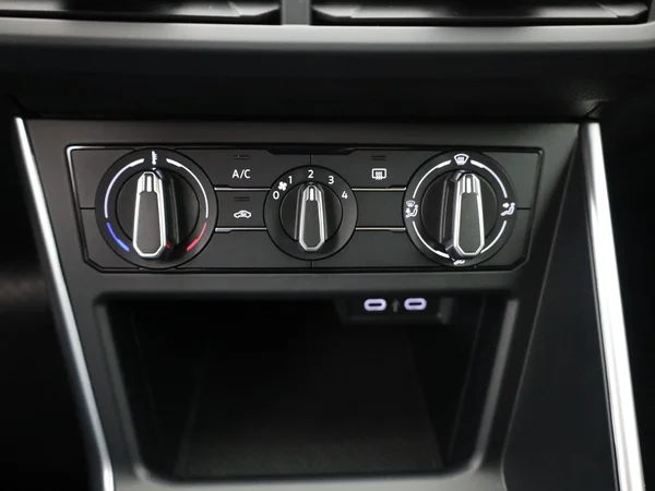 VOLKSWAGEN Taigo (2022) — foto 8 van 21
