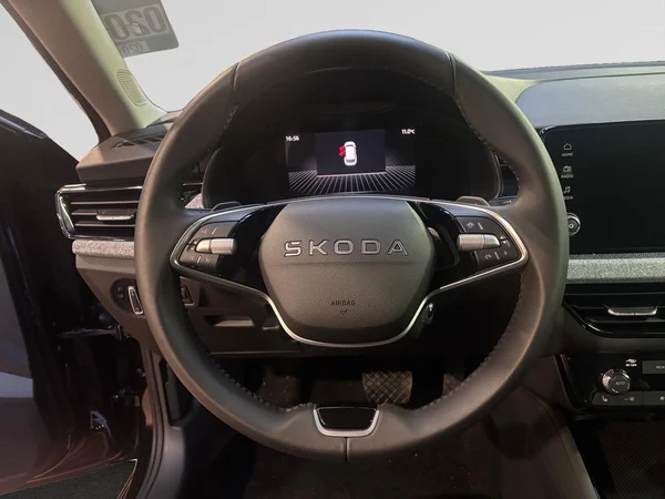 SKODA Kamiq (2026) — foto 5 van 42