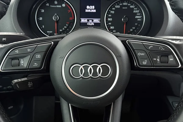 Audi A3 Sportback (2019) — foto 11 van 28