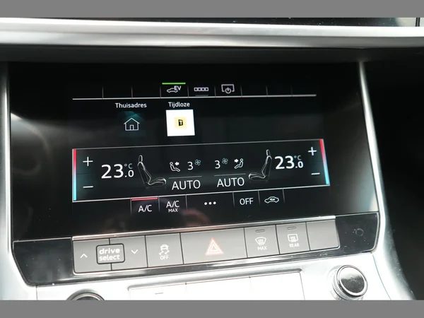 AUDI A6 Avant (2022) — foto 14 van 28