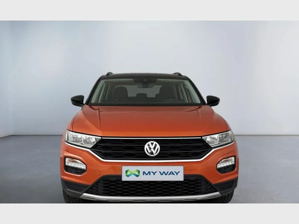 Volkswagen T-Roc (2020) — foto 8 van 15