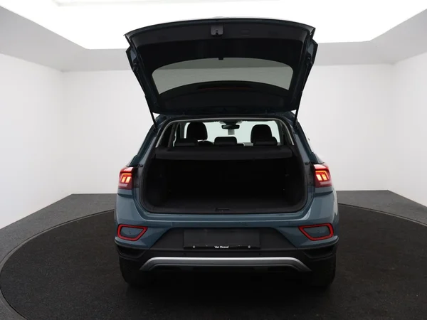 VOLKSWAGEN T-Roc (2025) — foto 8 van 24