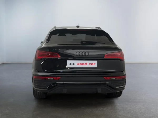 AUDI Q5 Sportback Dsl (2022) — foto 37 van 38