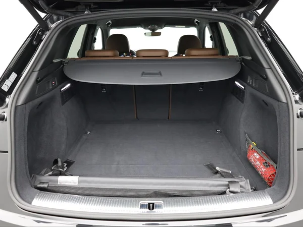 AUDI Q5 (2019) — foto 2 van 22