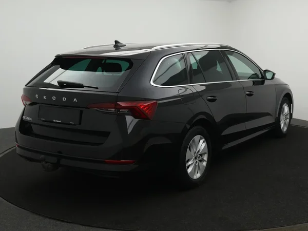 Škoda Octavia (2024) — foto 12 van 27