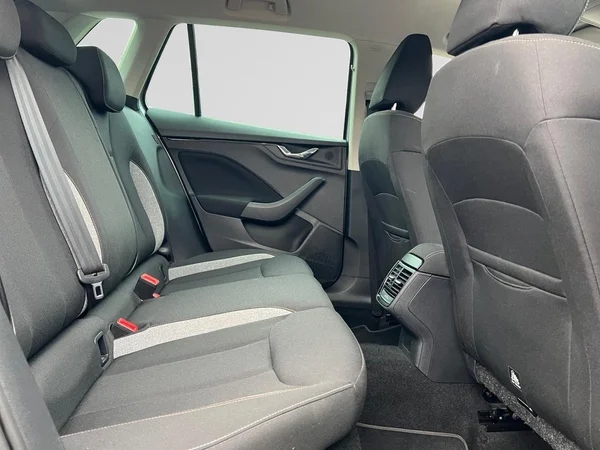 SKODA Kamiq (2025) — foto 4 van 23