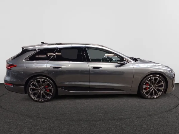 AUDI A6 Avant e-tron (2025) — foto 12 van 16
