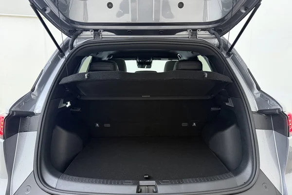BYD Atto 2 PHEV — foto 12 van 16