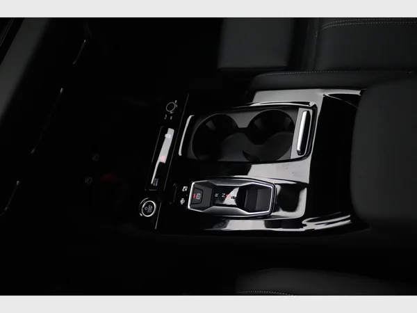 AUDI Q6 Sportback e-tron (2025) — foto 20 van 22
