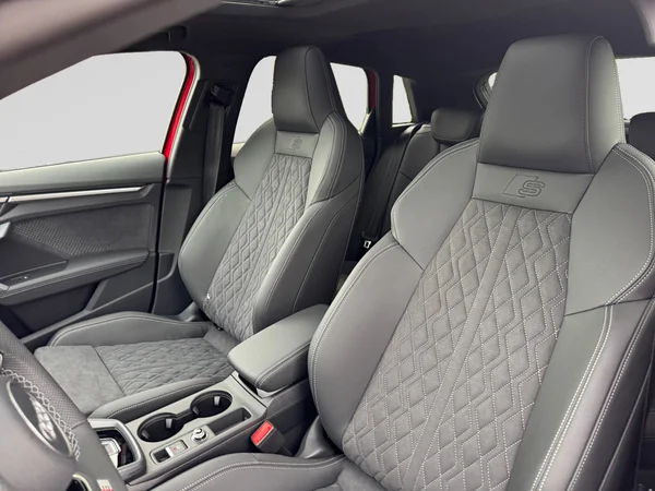 AUDI A3 Sportback PHEV (2025) — foto 3 van 16