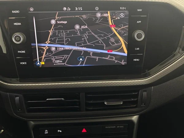 VOLKSWAGEN T-Cross (2022) — foto 7 van 17