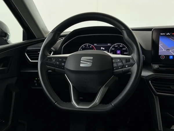SEAT Leon (2022) — foto 14 van 28