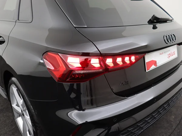 AUDI A3 Sportback (2025) — foto 7 van 18