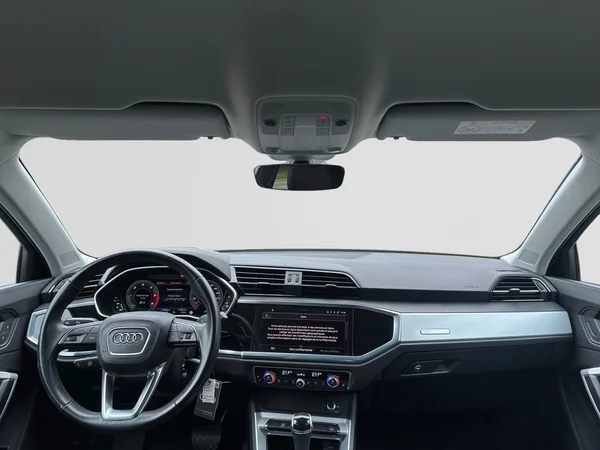 AUDI Q3 (2023) — foto 2 van 19