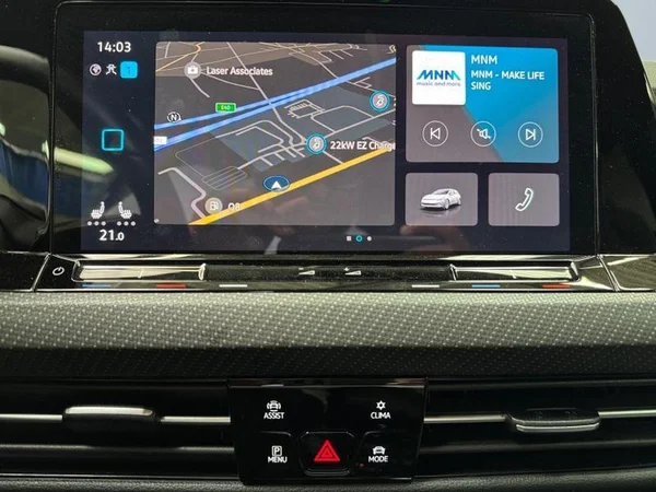 VOLKSWAGEN Golf VIII (2023) — foto 13 van 31