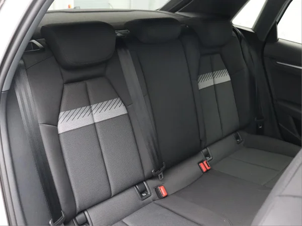 AUDI A3 Sportback (2025) — foto 3 van 21