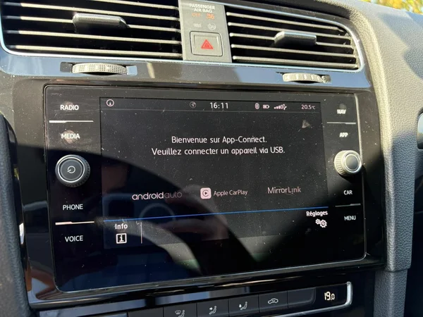 VOLKSWAGEN Golf VII (2019) — foto 13 van 13